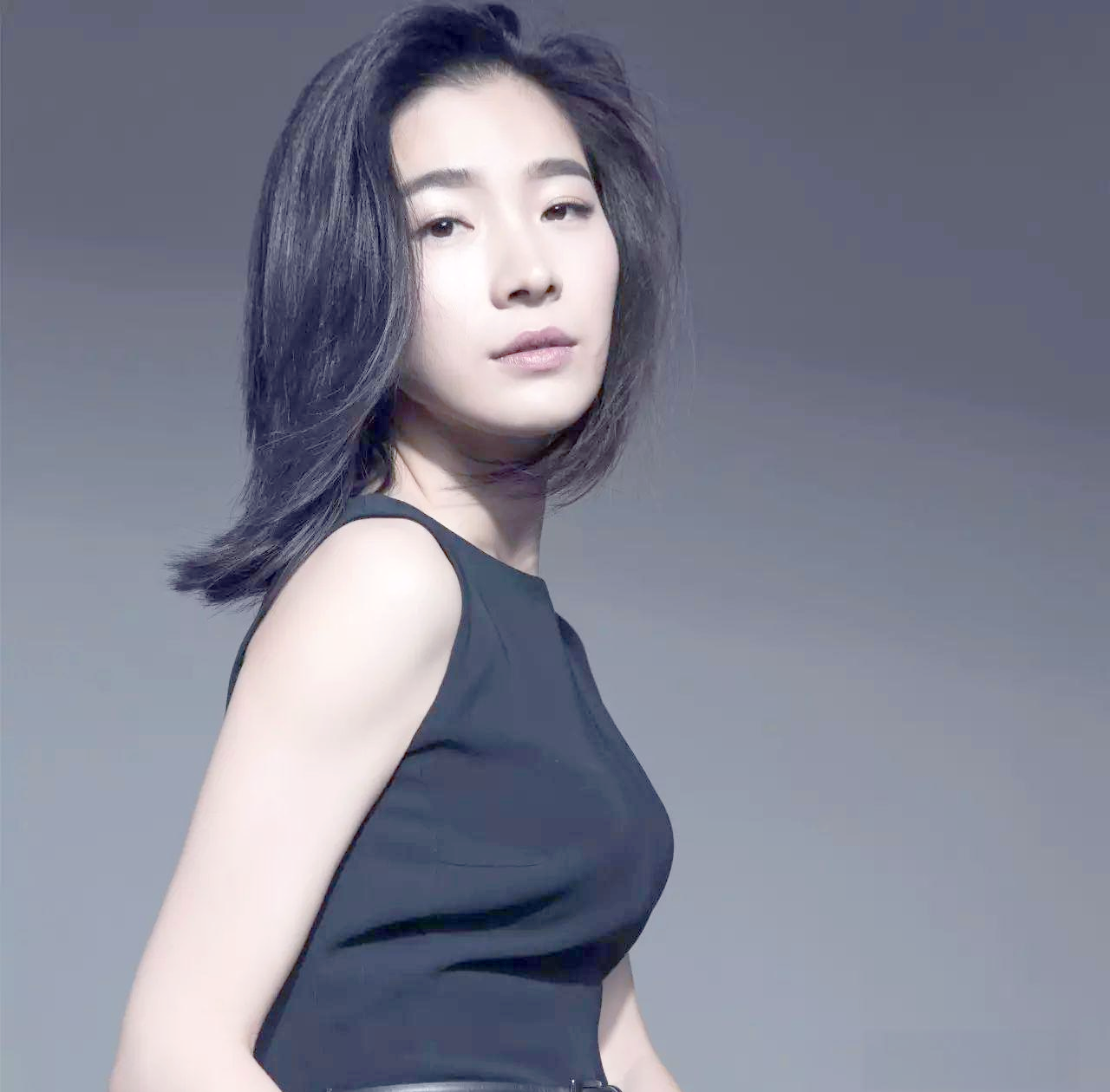 袁晶:《少帅》中的出色演绎与多样角色挑战