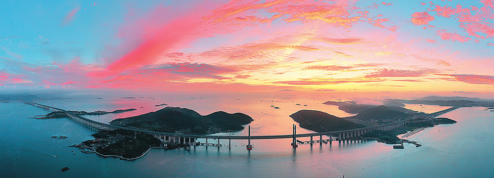 瞭望访谈|中铁大桥局党委书记,董事长 张敏:当好推进中国式现代化的