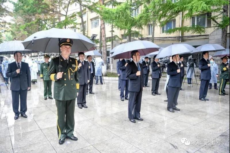 陸軍第78集團軍新軍長張帆亮相,系國慶閱兵將軍領隊