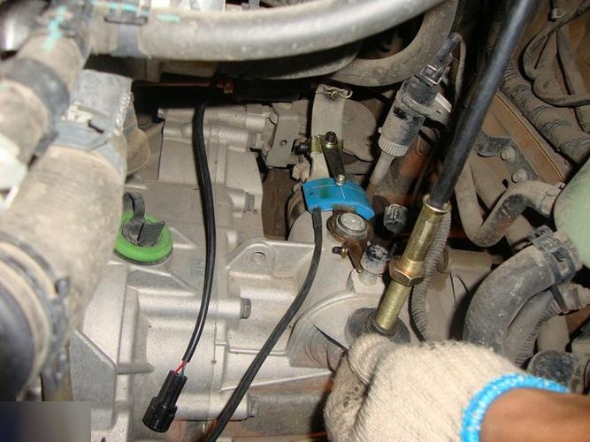 捷达车自动离合线过高换手动离合线能否过低呢