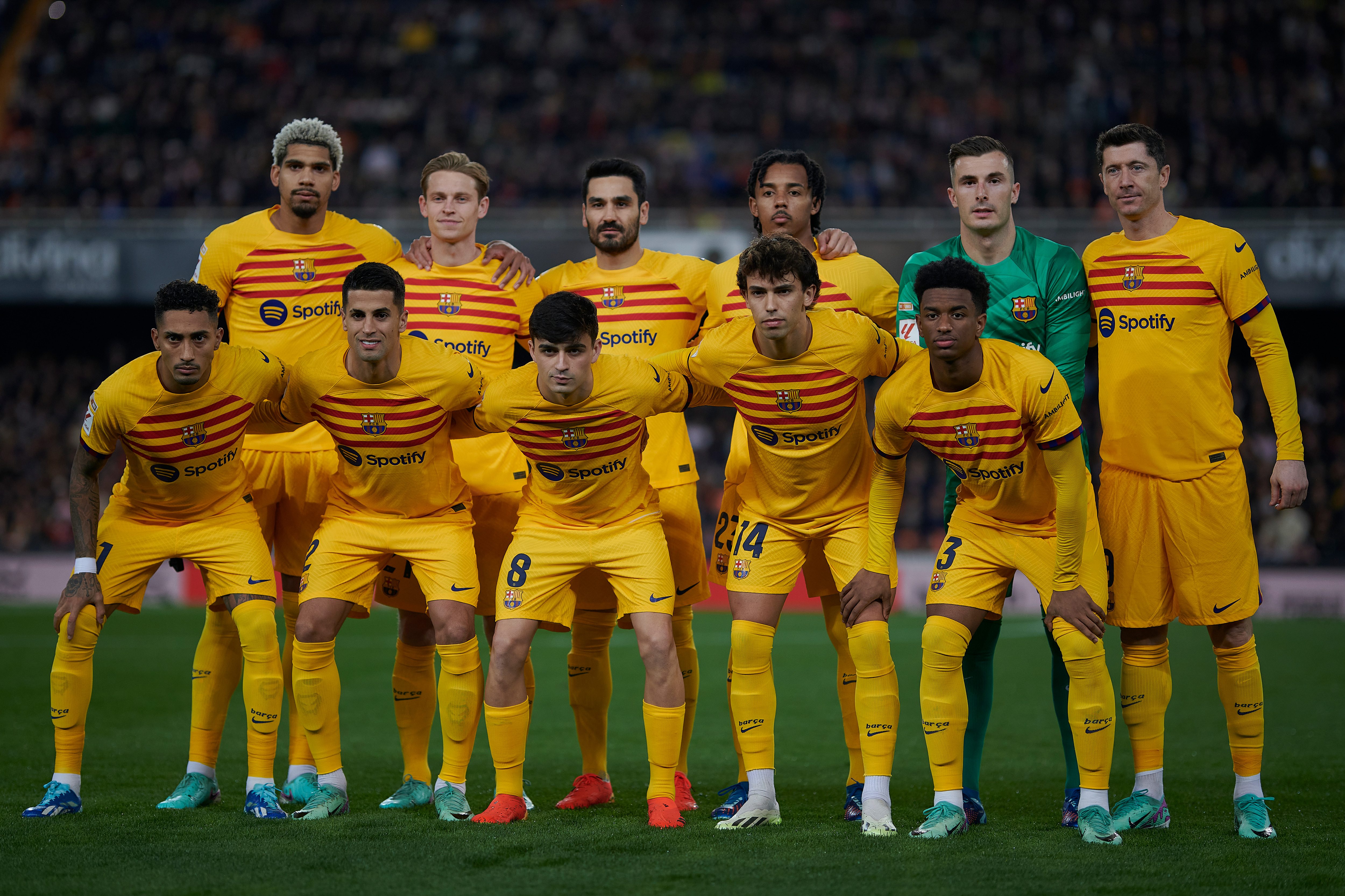 足球——西甲:巴萨平巴伦西亚