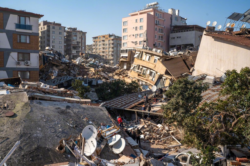 阿勒颇地震图片