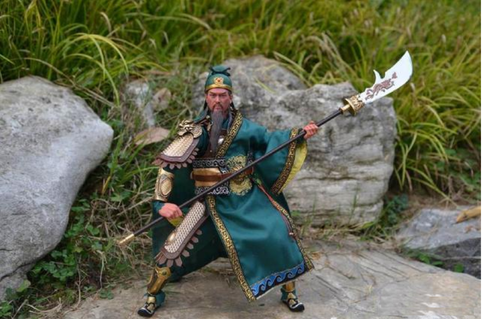 关公面前耍大刀——自讨没趣