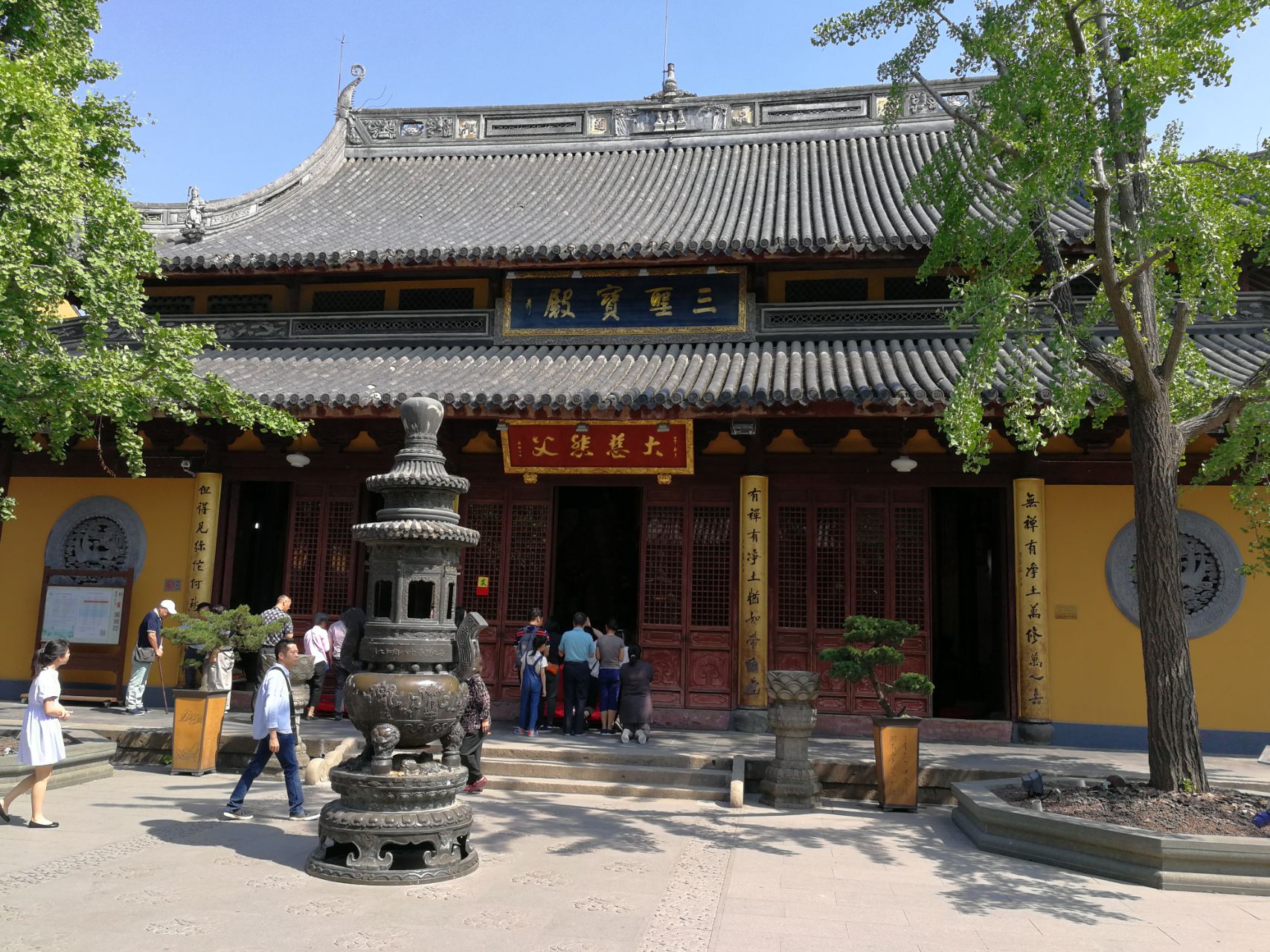 上海龙华寺:上海四大古寺之一,传说与龙王有关