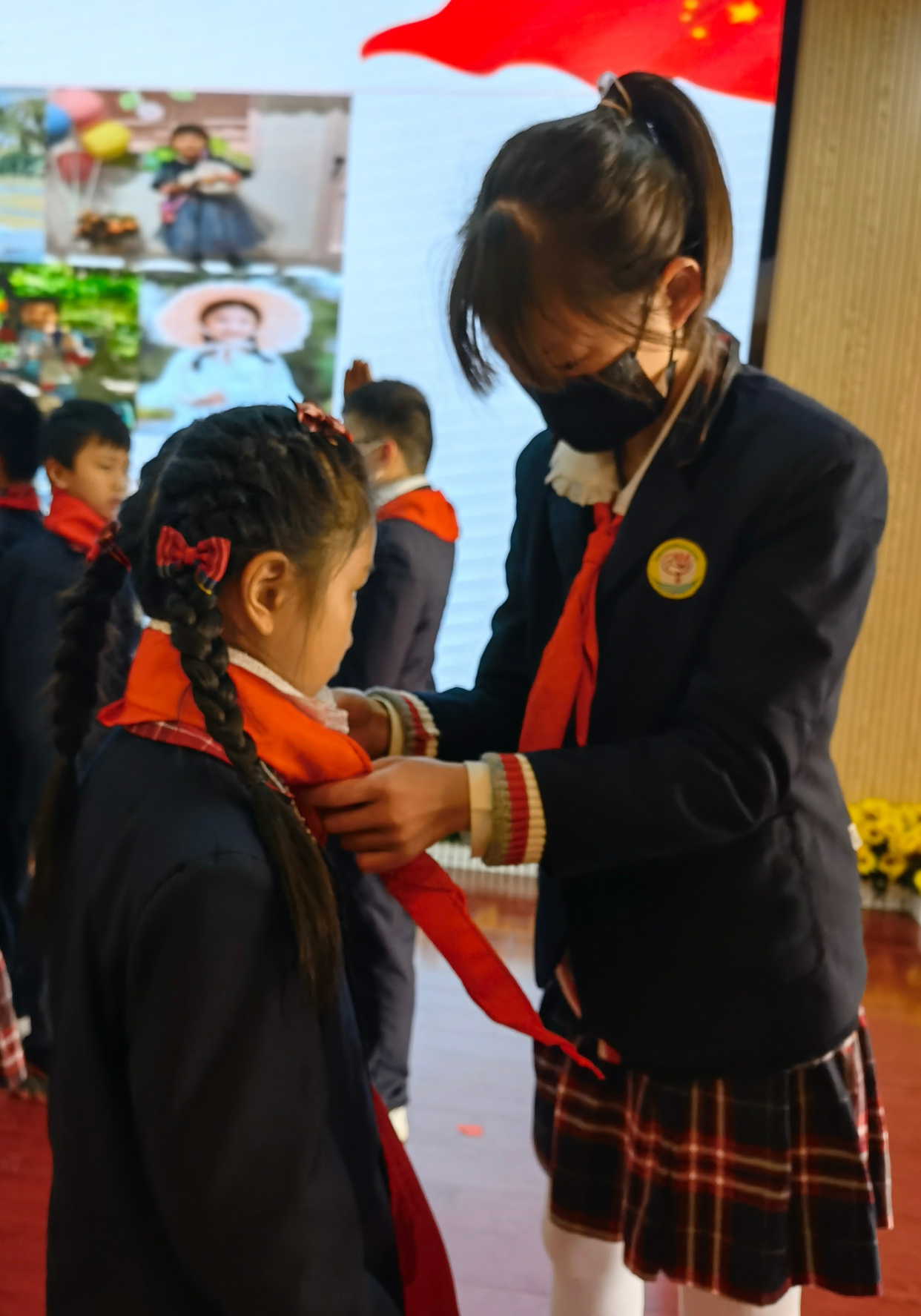 东华二小新年举行线上入队仪式