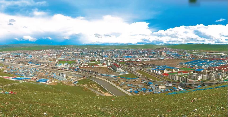 西藏那曲市教体局局长罗布仁青一行造访慕华成志