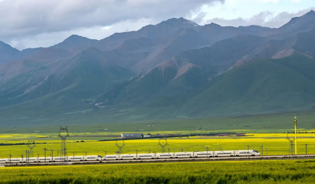 兰新铁路风景图片