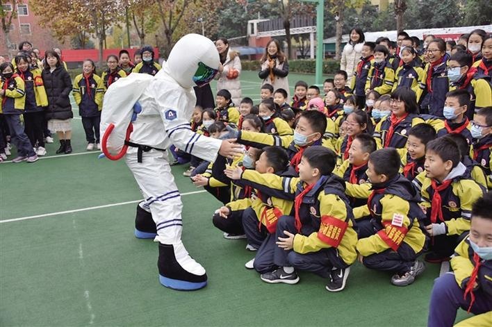 西安交大阳光小学举行"科技 英语"学科节