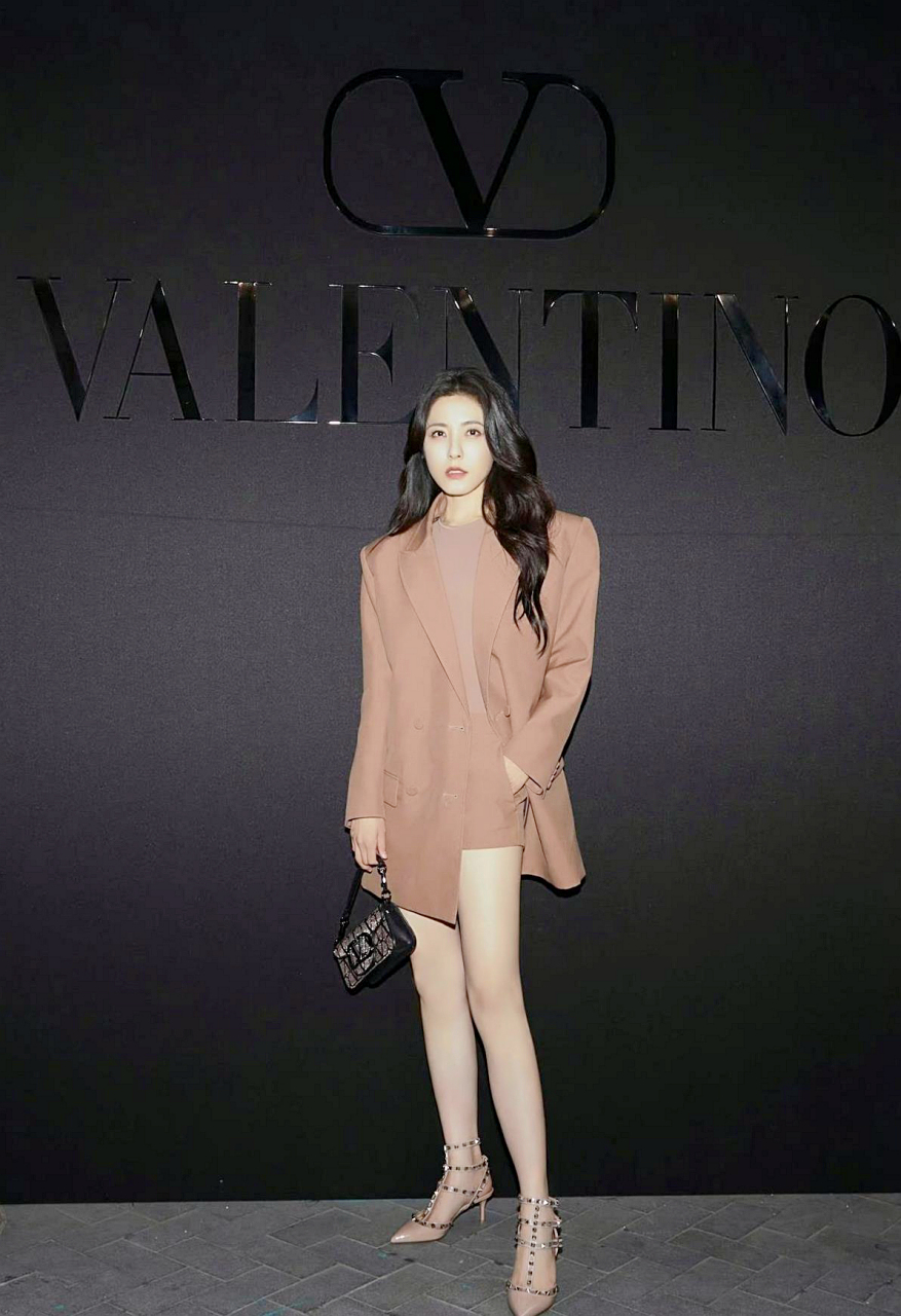 曾黎高跟凉鞋大长腿