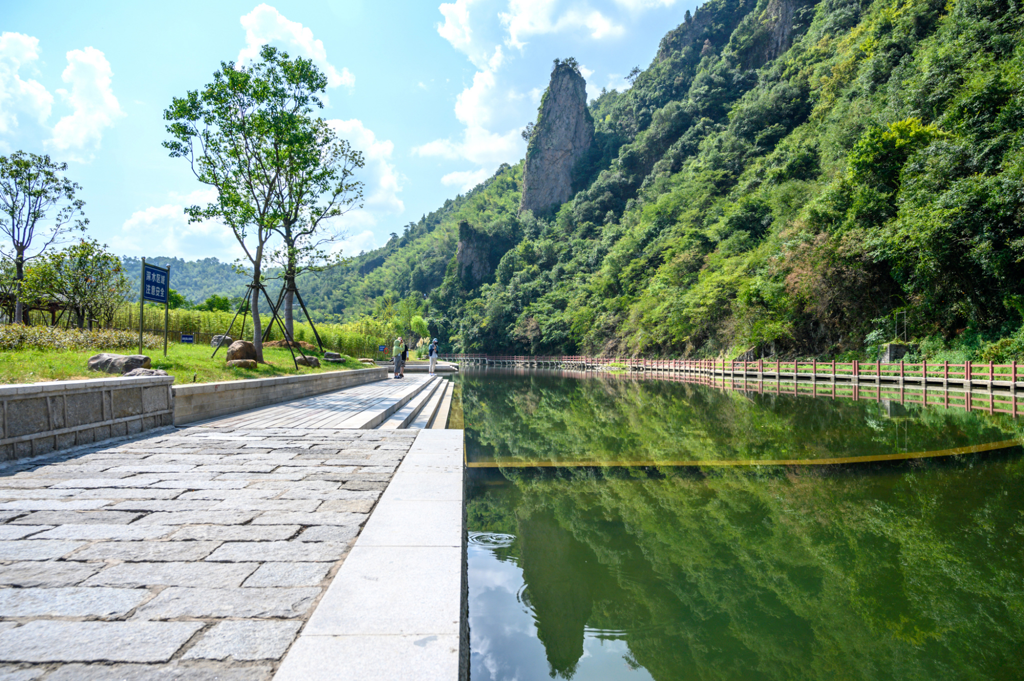 上虞陈溪有个"网红河坝",藏在山水间的避暑胜地,是你家乡吗?