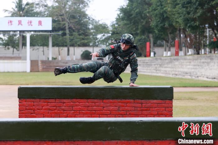 海南武警总队图片