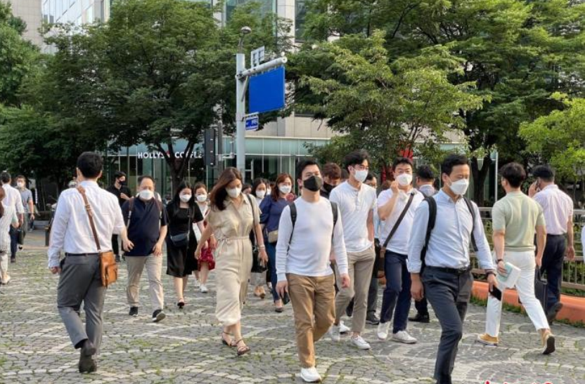 早安丨流量超12亿 川台三星堆直播第二季收官