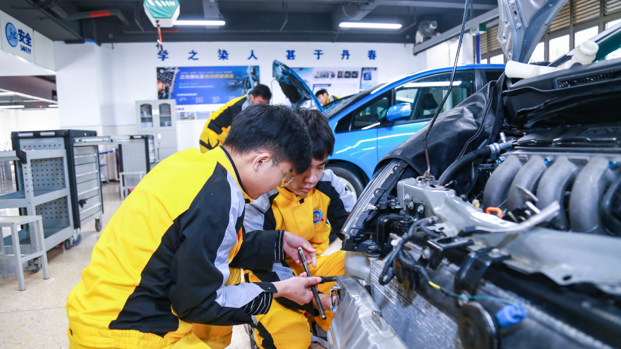 如何选择一所好的技校学校学习?选择学校这3点非常重要