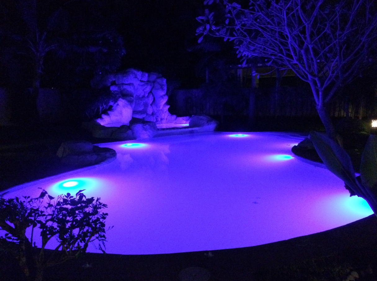 《独家秘籍》|8招教你学会安装led泳池灯