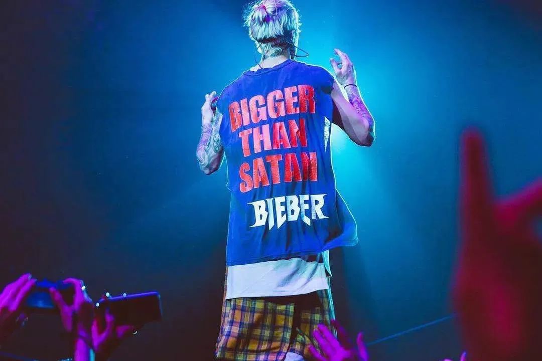 fear of god 究竟靠什么征服大众?"营销" or "设计"?