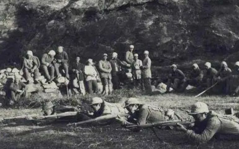 许梦侠:四川省委原书记,曾是二野名将,56岁主政四川,享年85岁