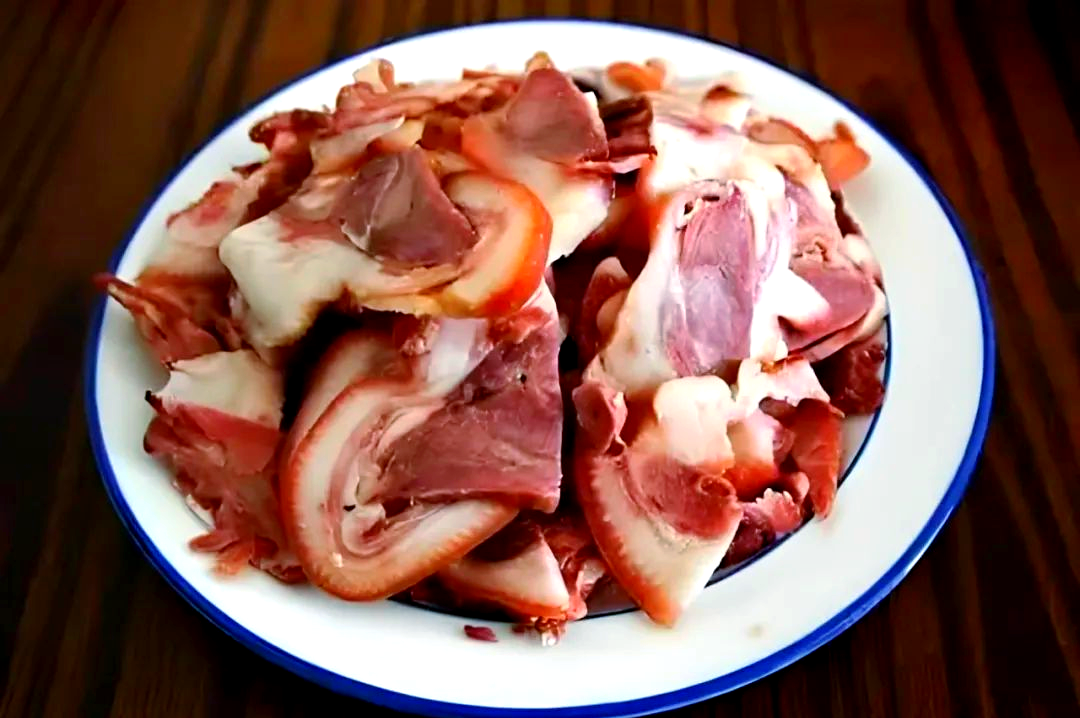 山西贾令熏肉:百年非遗美食的独特魅力