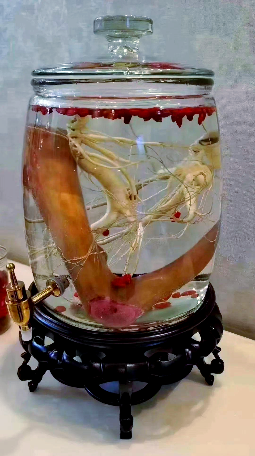 鲜鹿茸泡酒的多种功效,配方及注意事项详解