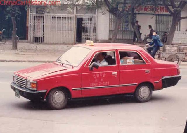 谁还记得成都夜明珠汽车?它推出的车型不多,但每一台都很有趣