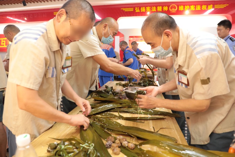高墙内跑"龙舟" 蚌埠监狱这样迎端午