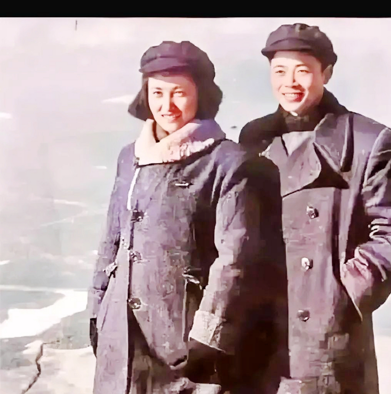 这是难得一见的1957年张志新夫妇同时调往沈阳的照片!