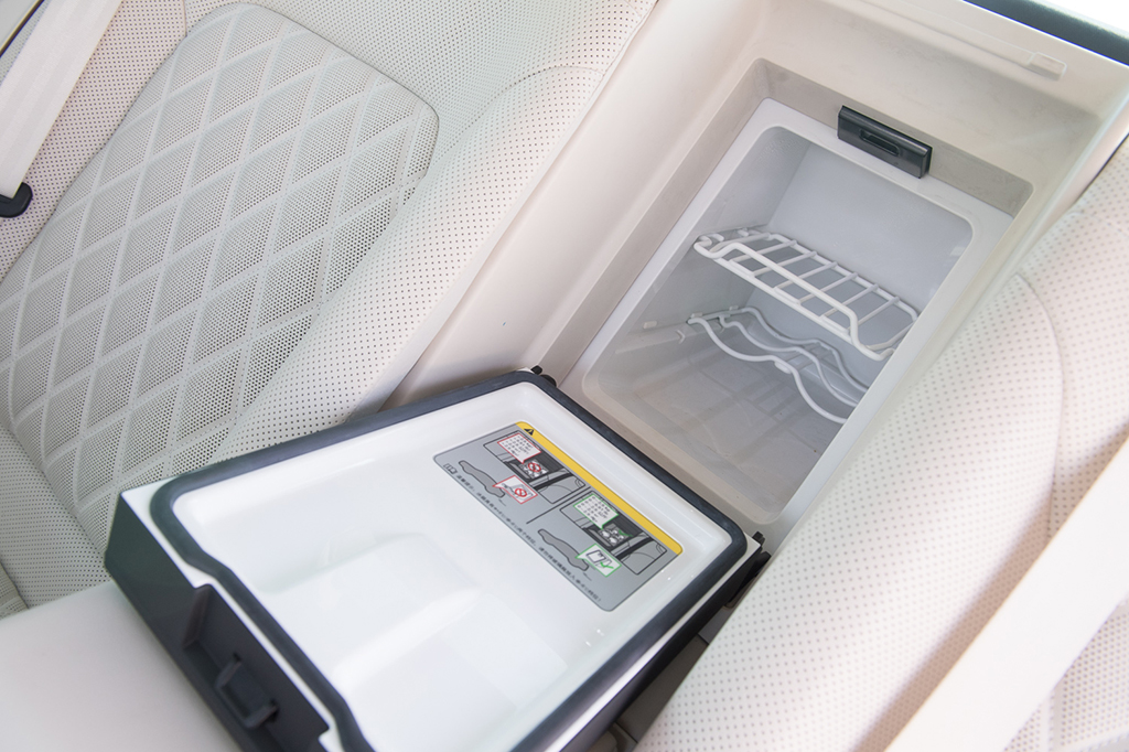 奥迪a6的冰箱是怎么回事