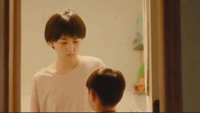 高二女学生易彩虹,帮助10岁陌生弟弟四个月,男子为报恩苦寻26年