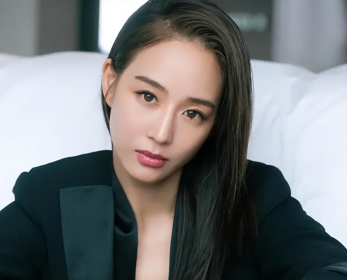 揭秘41岁张钧甯!被传和小3岁导演结婚?内幕是什么?网友呼吁