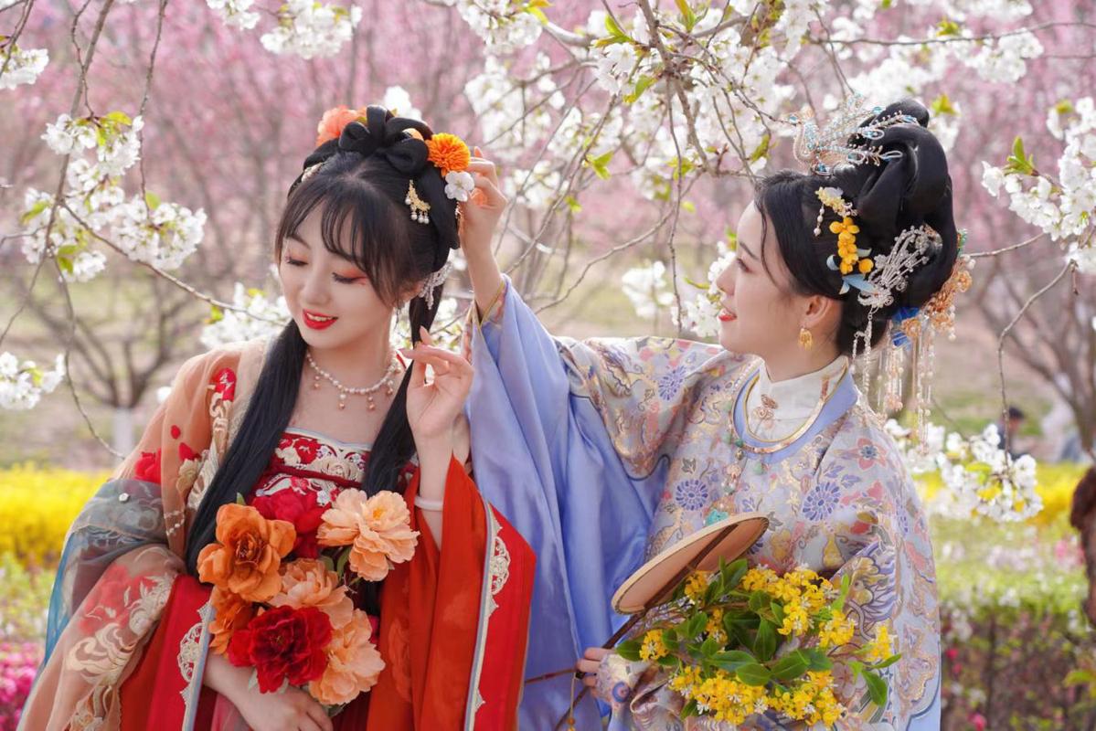 第十五届中国大连(旅顺)国际樱花节启幕