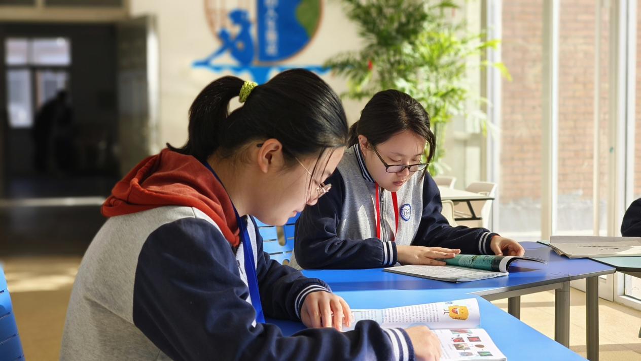 牟平一中历史悠久,文化底蕴深厚,每一栋楼,每一条路都是一个跳动的