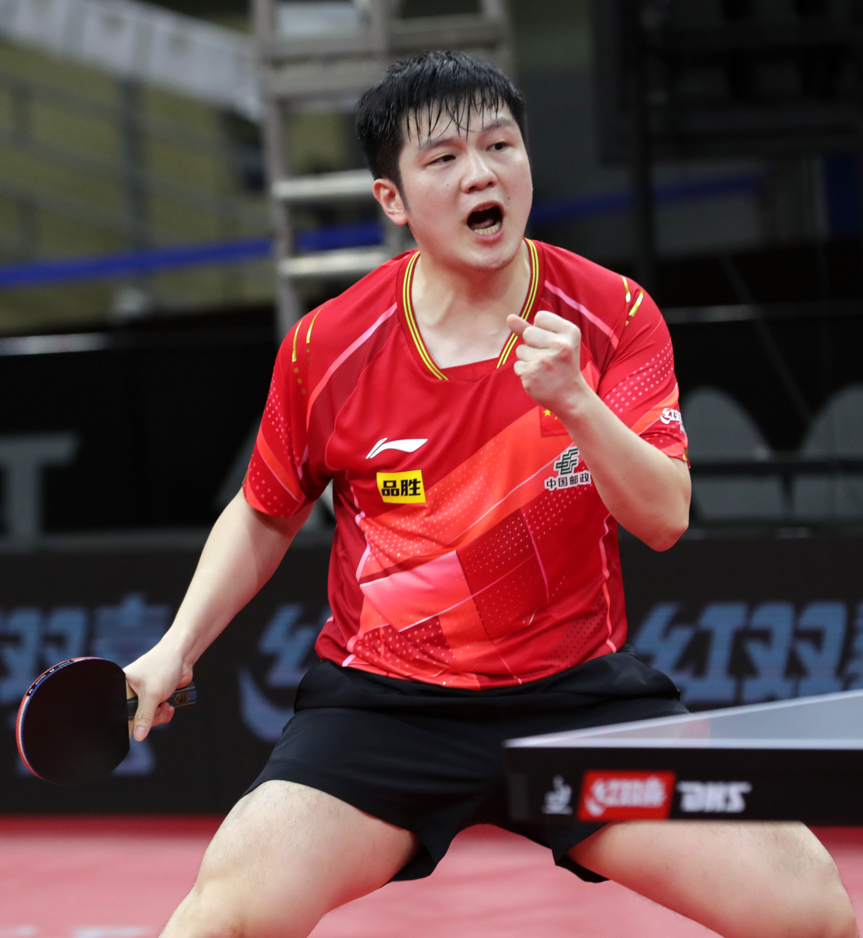 乒乓球——亚锦赛:樊振东晋级男单半决赛