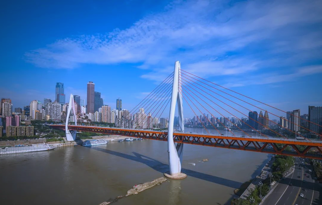重庆东水门大桥:世界桥梁工程的璀璨新星