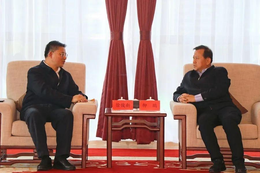 柳鹏周伟会见长江三峡集团有限公司总经理助理徐俊新一行