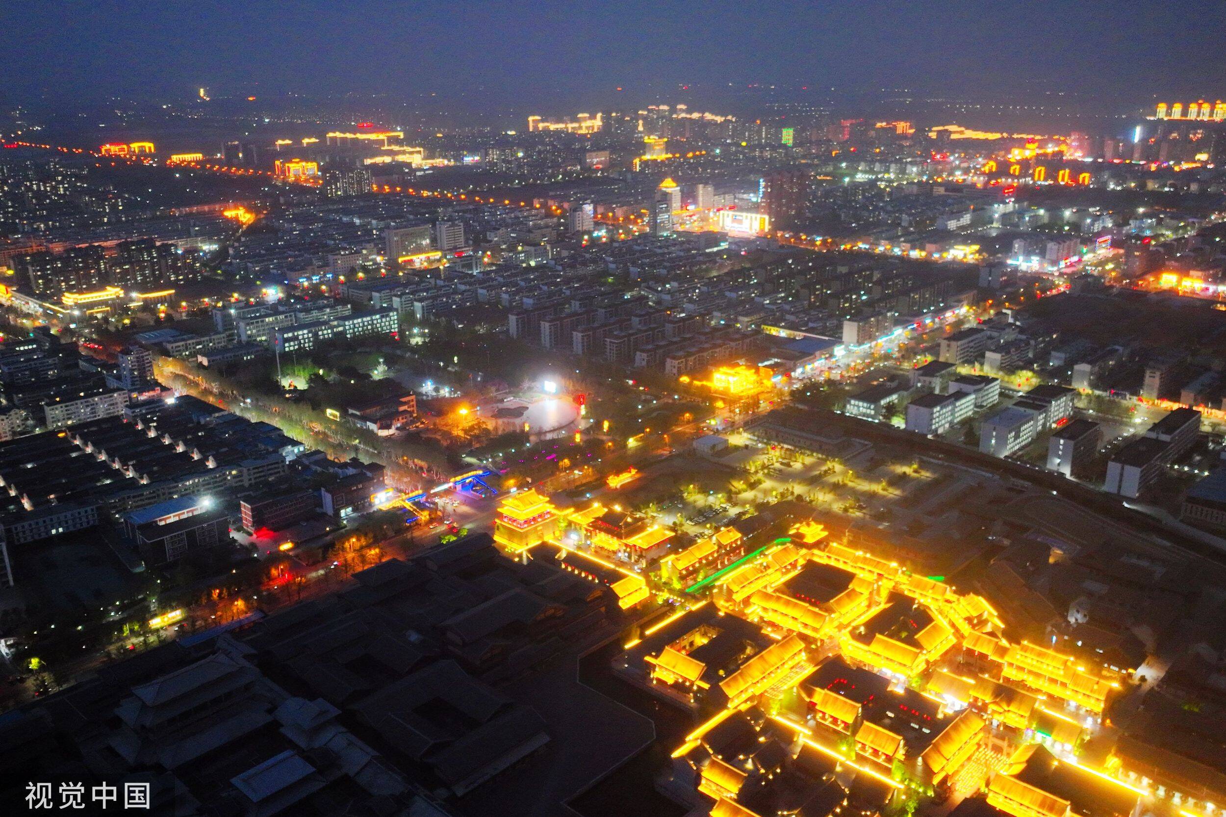 故城夜景图片