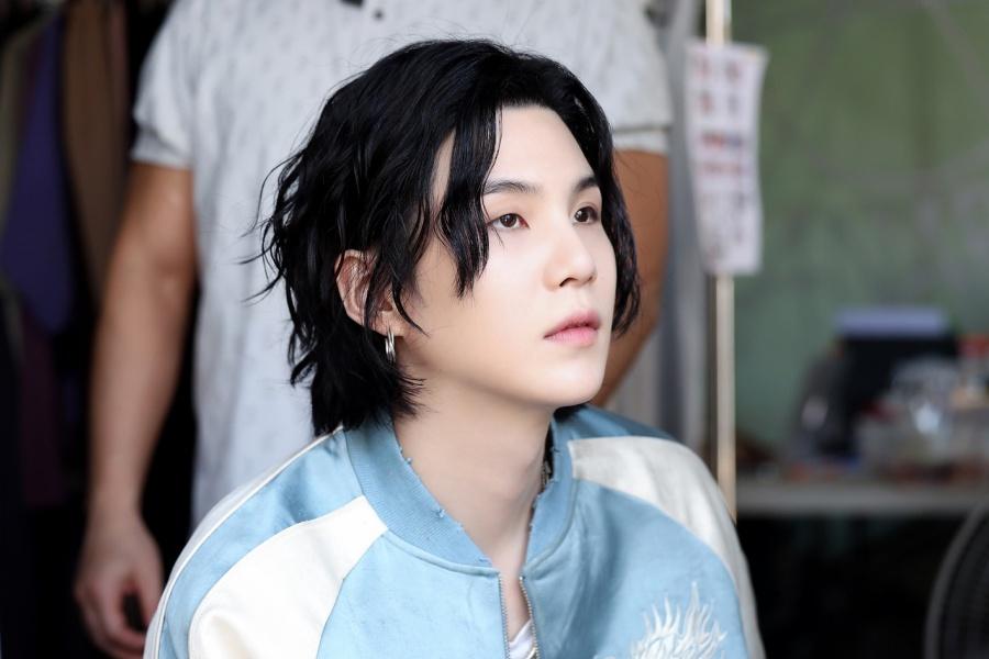 创造纪录!bts suga成为第一个拥有多张进榜专辑的kpop solo艺人