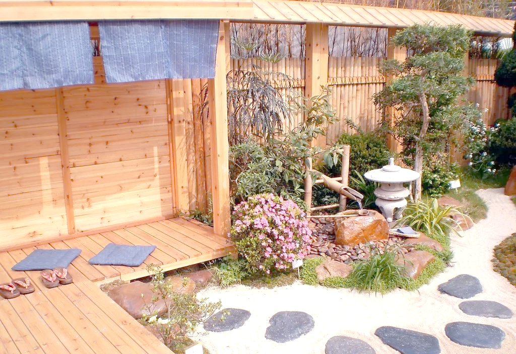 小面积庭院如何打造简洁而精致的日式花园?