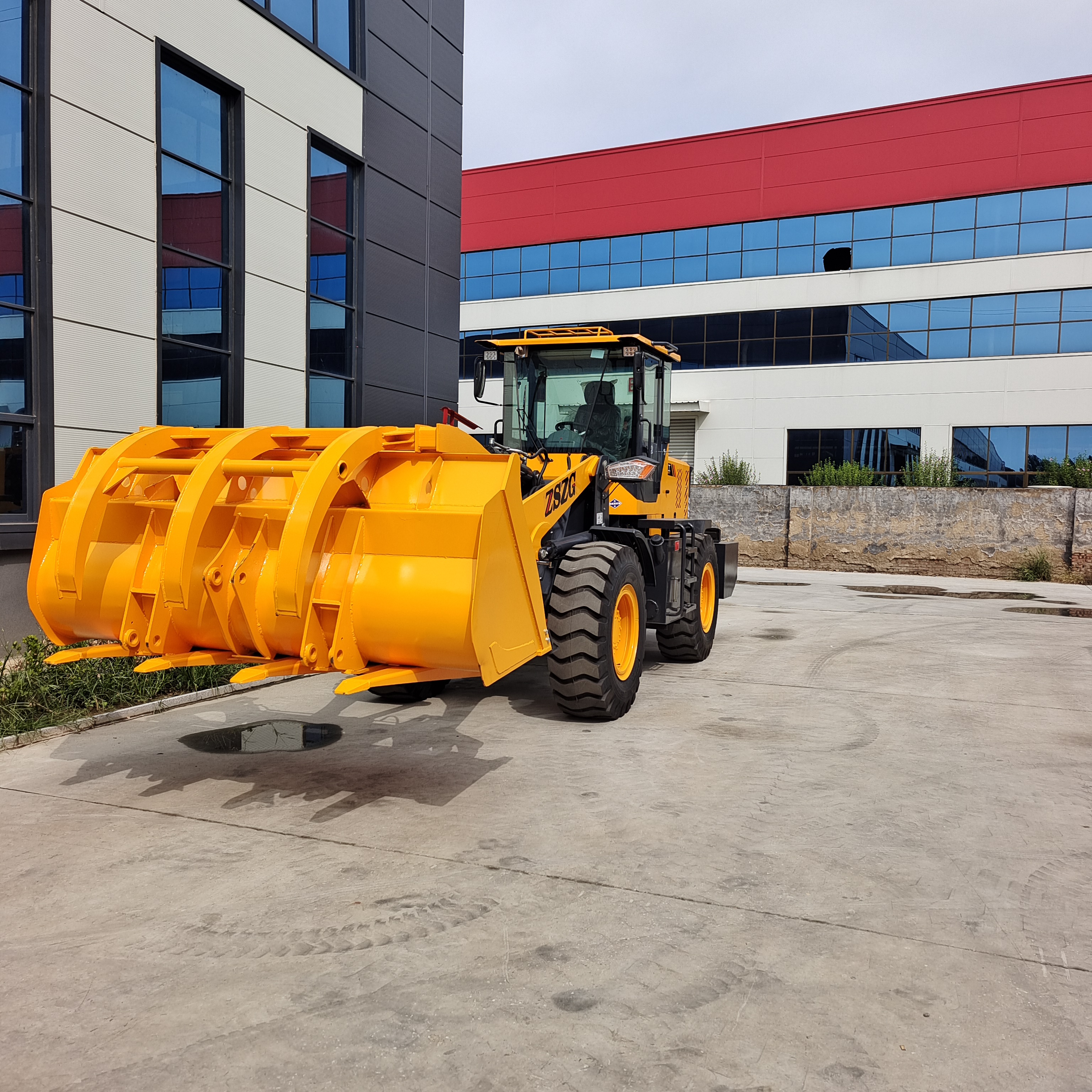 30装载机安装抓木机铲车式旋转抓木机