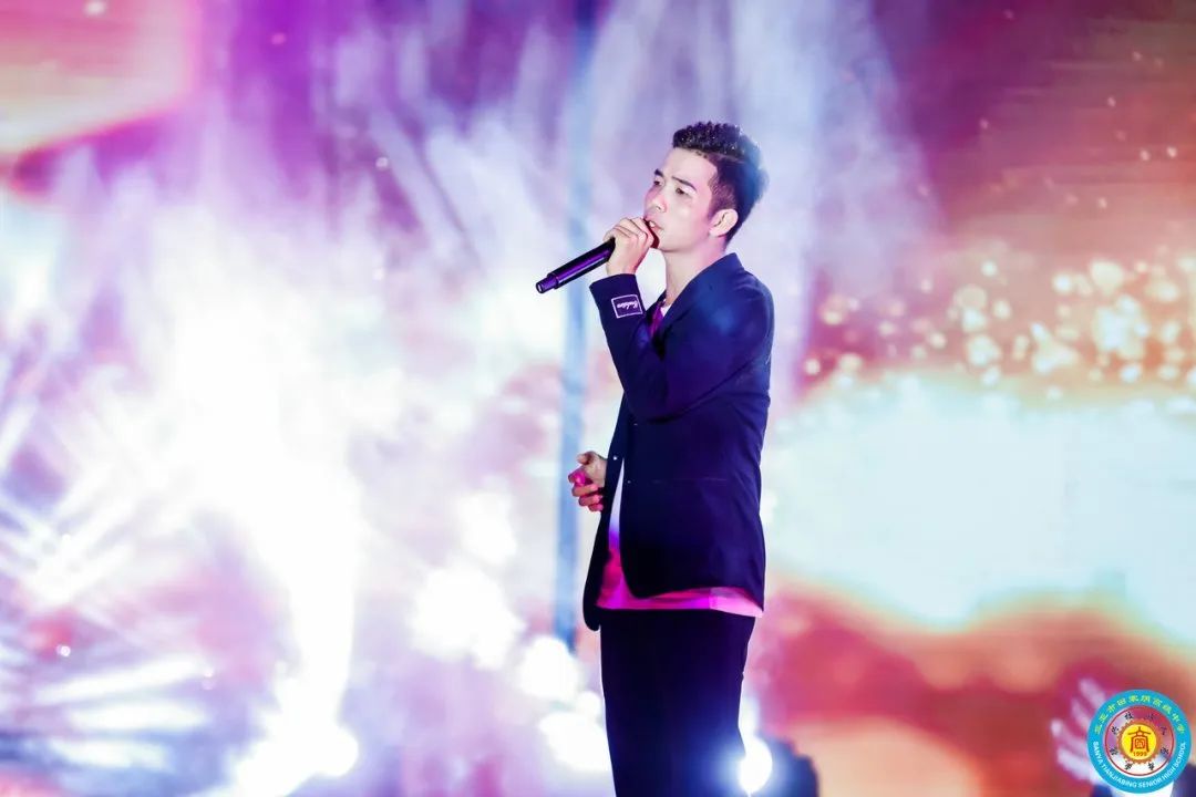 绽放荣光,放飞梦想——三亚市田家炳高级中学第20届校园艺术节