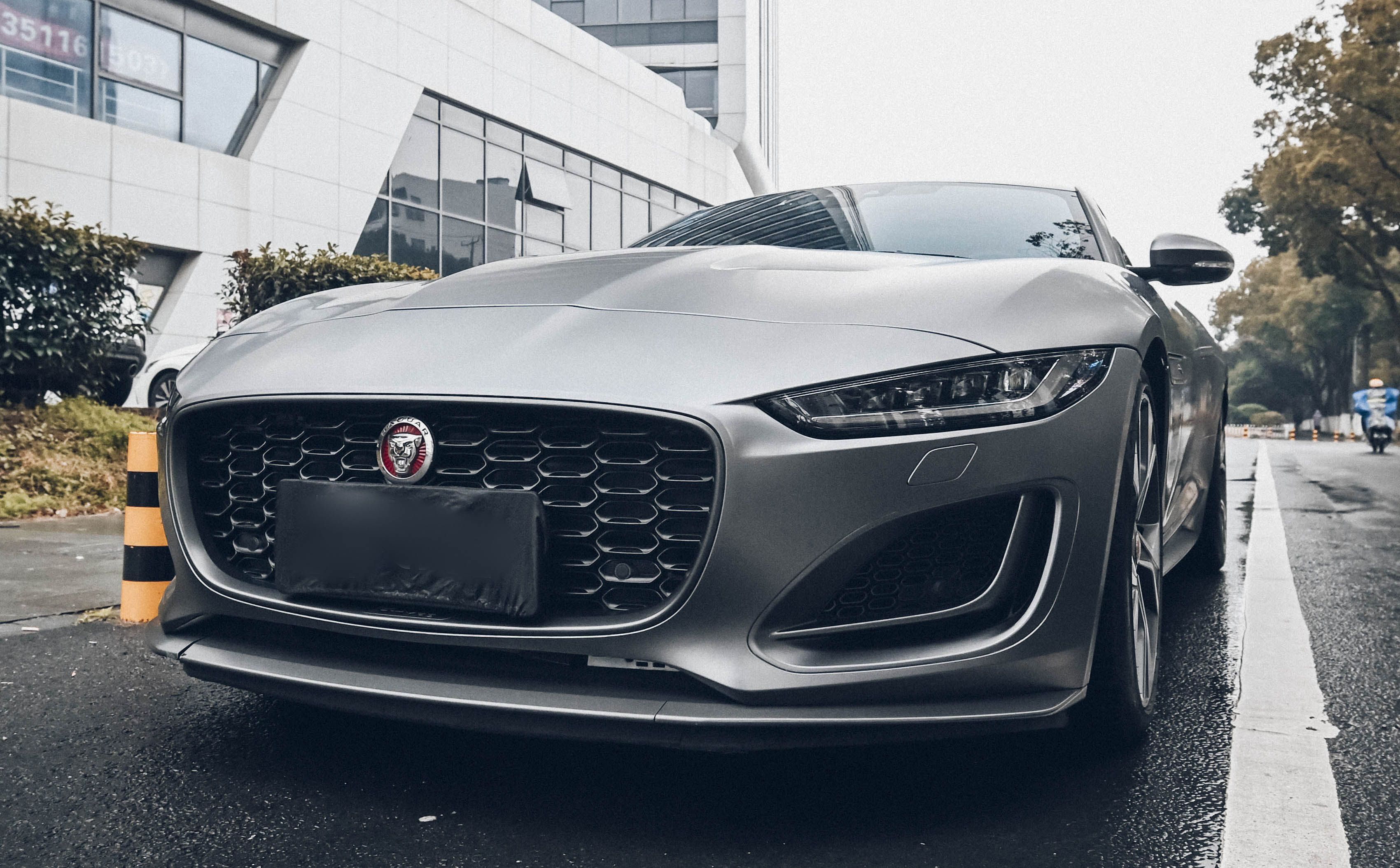 unic|捷豹f-type改色amg山灰