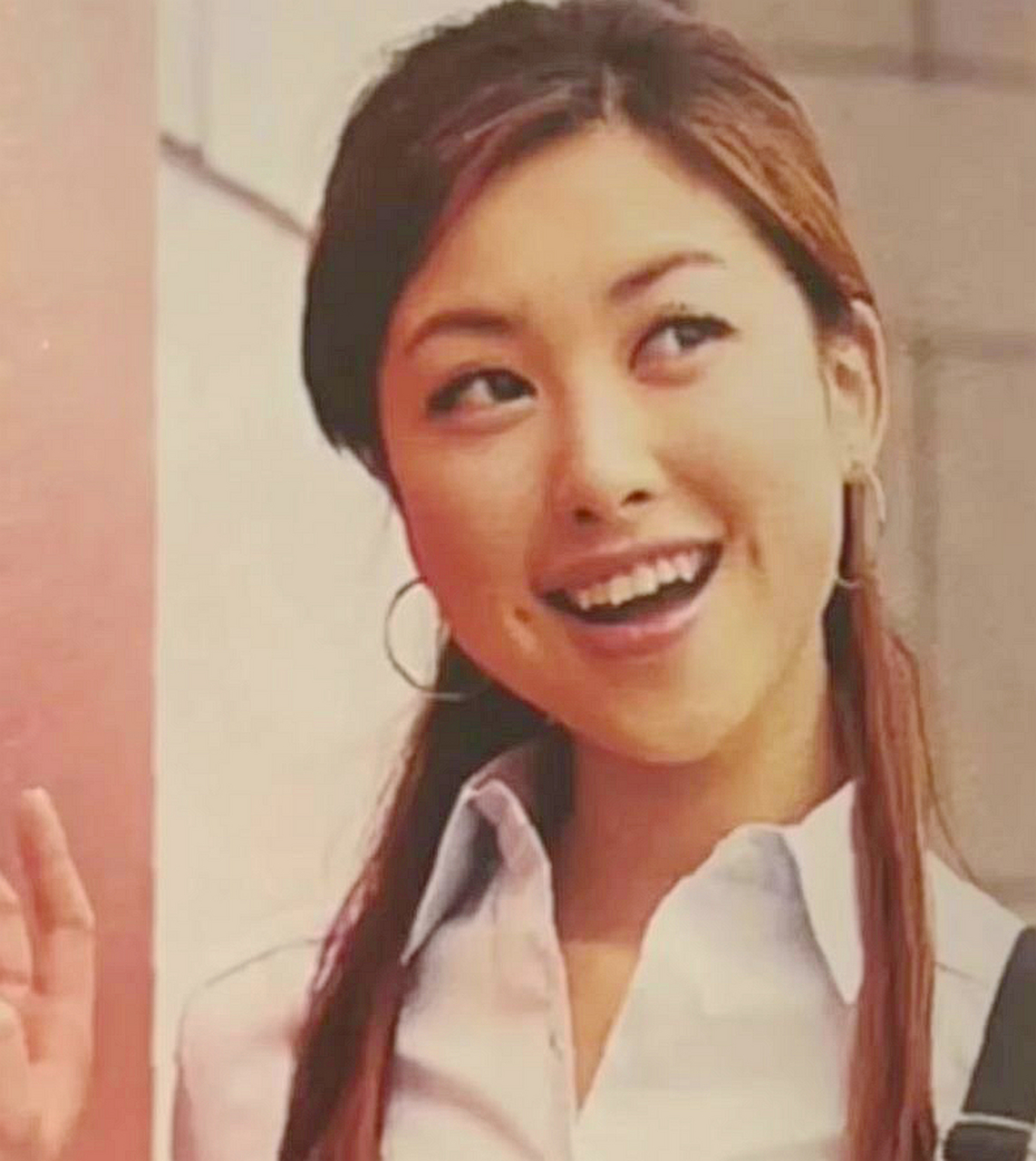 翻看朱珠的旧照,就知道她是原汁原味的美人.