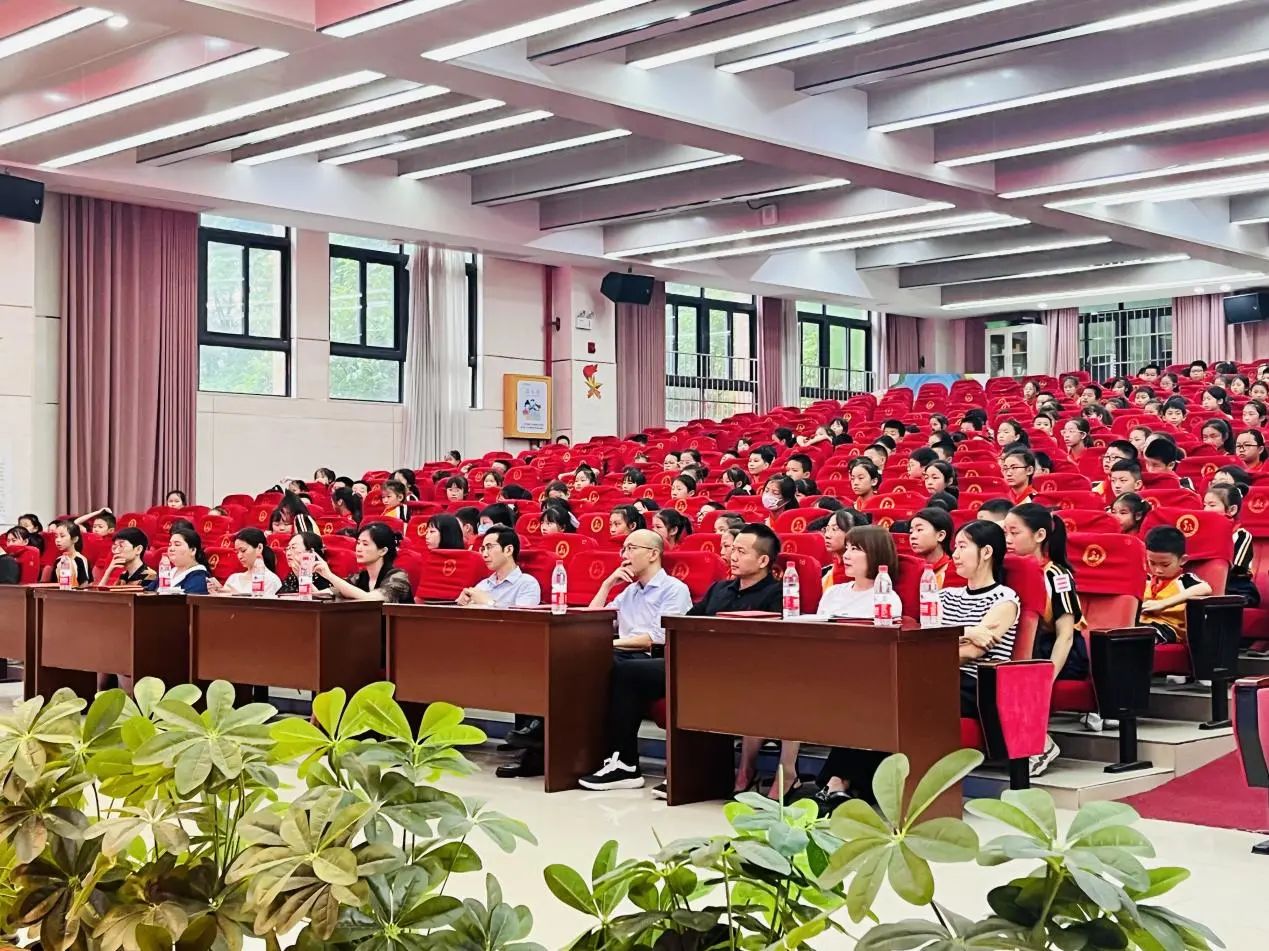 创新学校法治建设 雨花区砂子塘吉联小学举行学生保护专员设立仪式