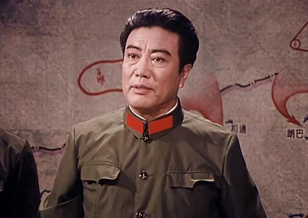 电影怀旧:《铁甲008》,李世玺李岚里坡主演,爱国影片荡气回肠