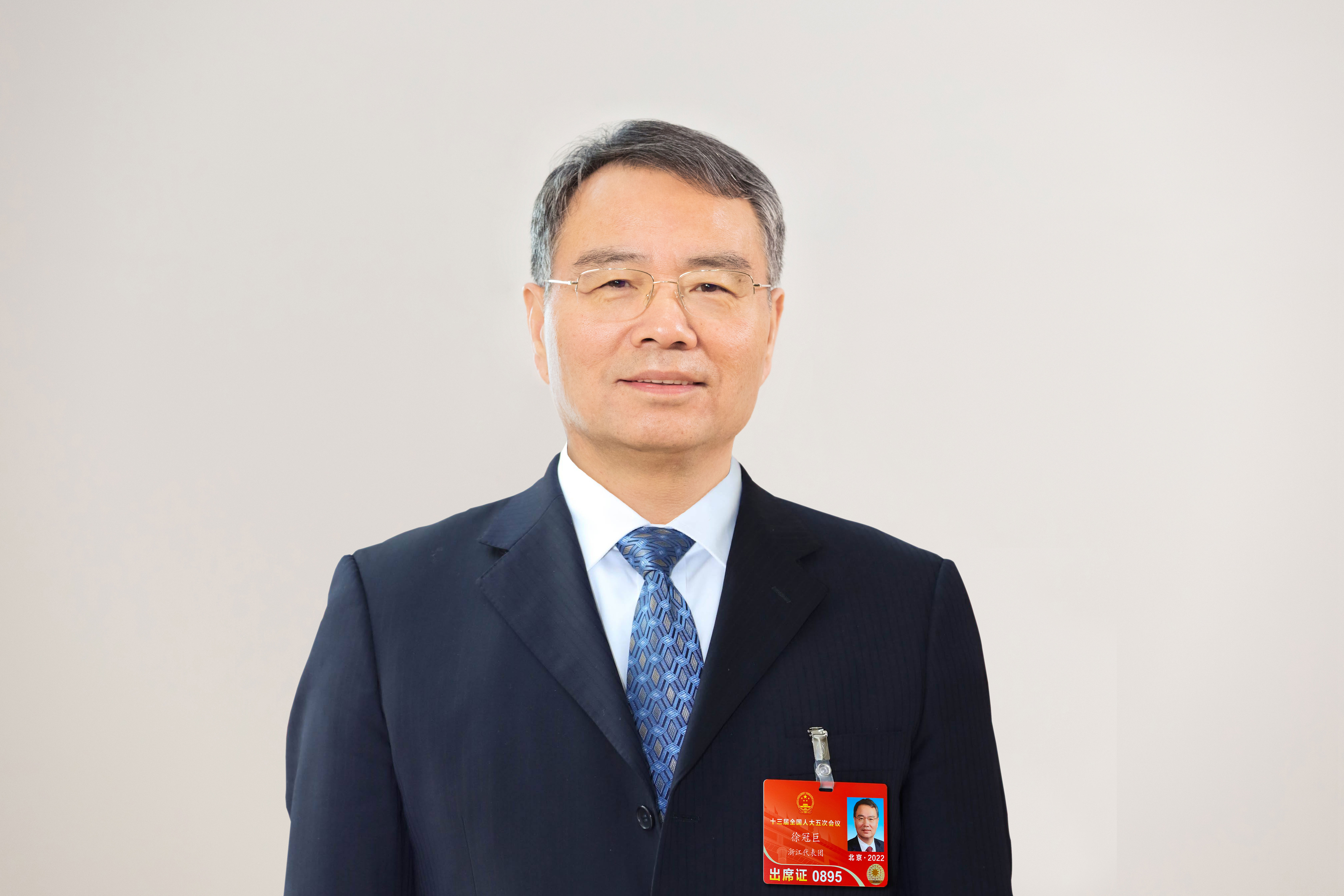 全国人大代表传化集团董事长徐冠巨持续激发市场主体活力推动新时代