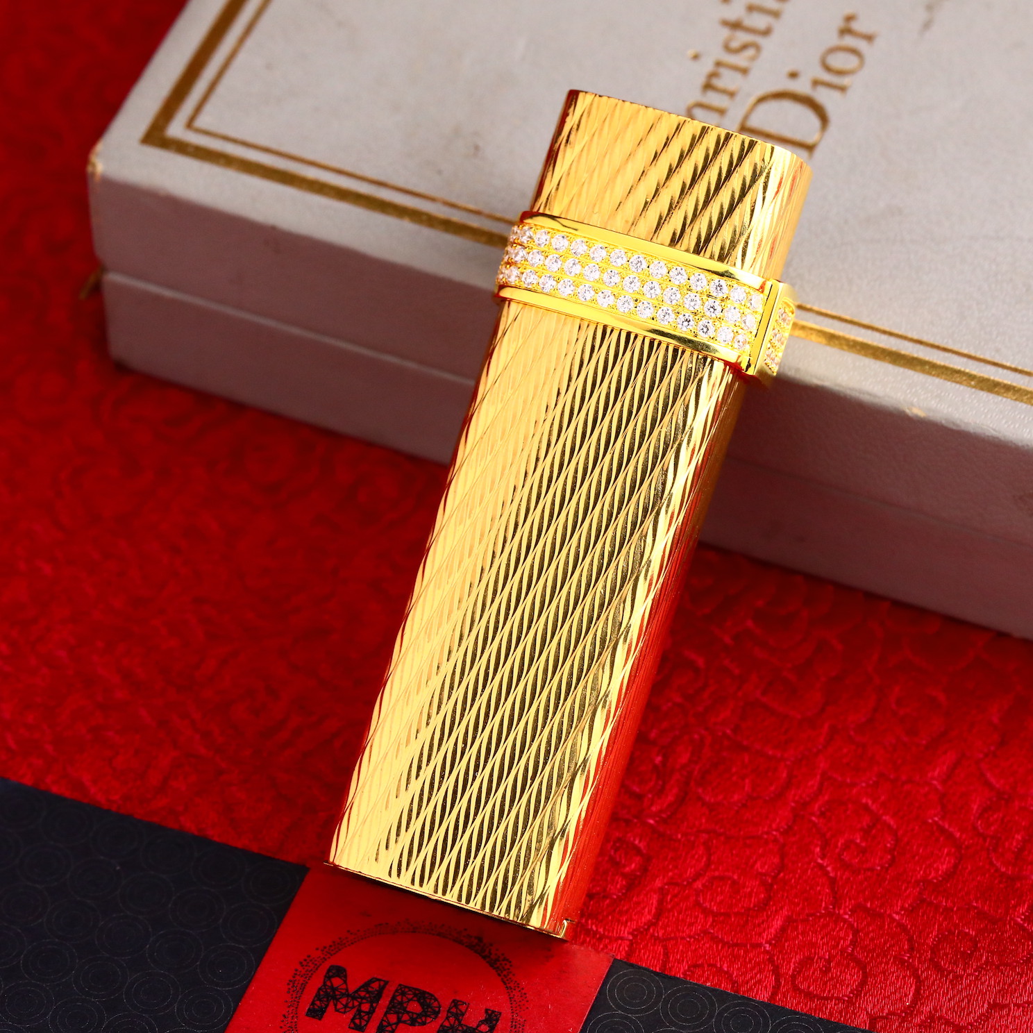 迪奥居然也生产过打火机,我敢说百分之九十的人都没见过