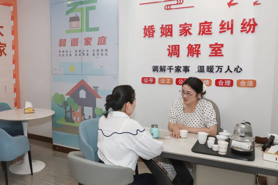 海口婚姻介绍所:遇见幸福的桥梁