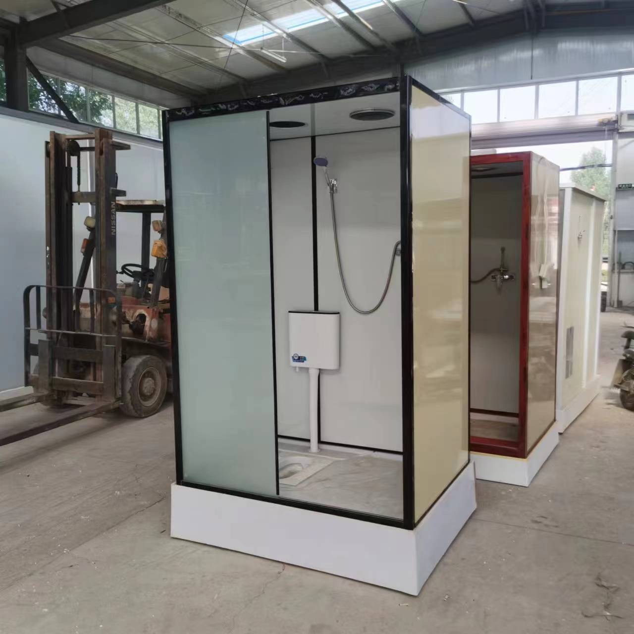 室内淋浴房材料彩钢复合板的优点