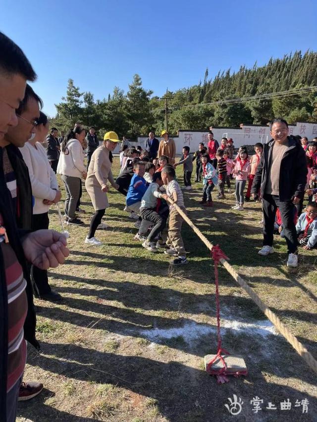 炎方乡麦地小学举行2021年冬季运动会