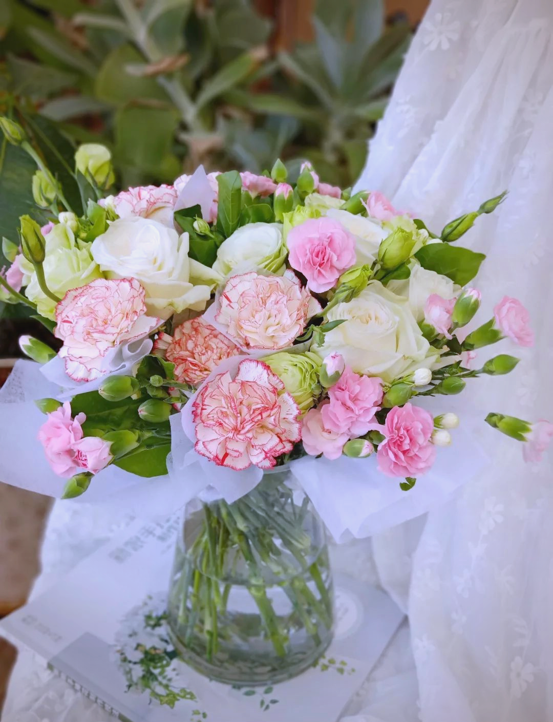 母亲节康乃馨插花攻略,表达你的爱与感谢