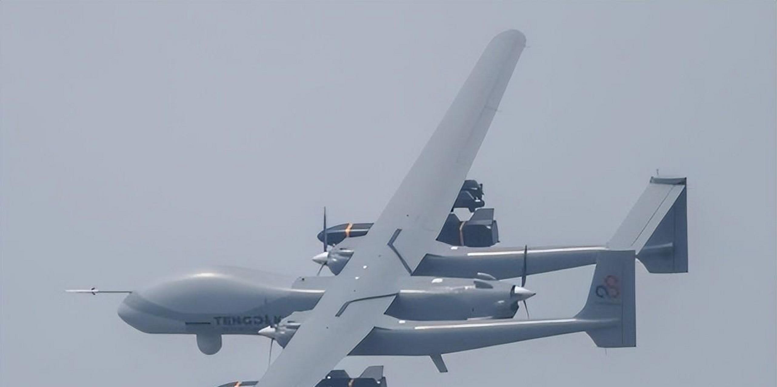 说起国产tb-001无人机大家并不陌生,这款无人机还有一个别称"双尾蝎"