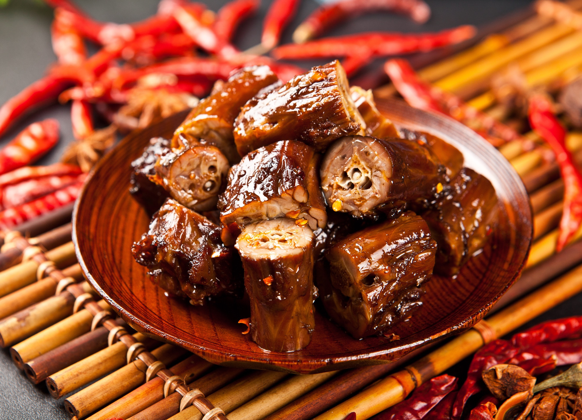 四川优优熊猫这个卤味品牌公司怎么样?